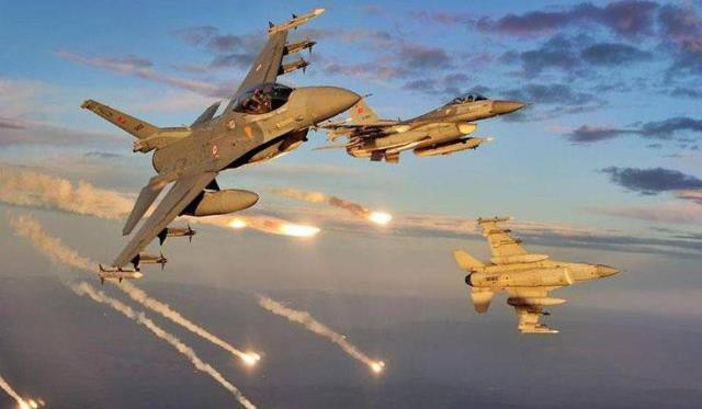 Rusya, Ukrayna'da Türk SİHA'larının üssünü mü vurdu? - Resim : 1