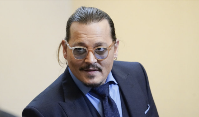 Johnny Depp'in eski eşi Amber Heard, indirim mağazasında! Görüntüler bir oyun mu? - Resim : 1