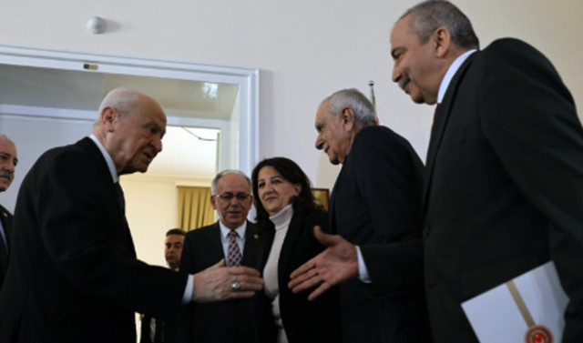 YPG, DEM Parti ve MHP arasındaki ipleri gerdi... O açıklamalara sert tepki - Resim : 1