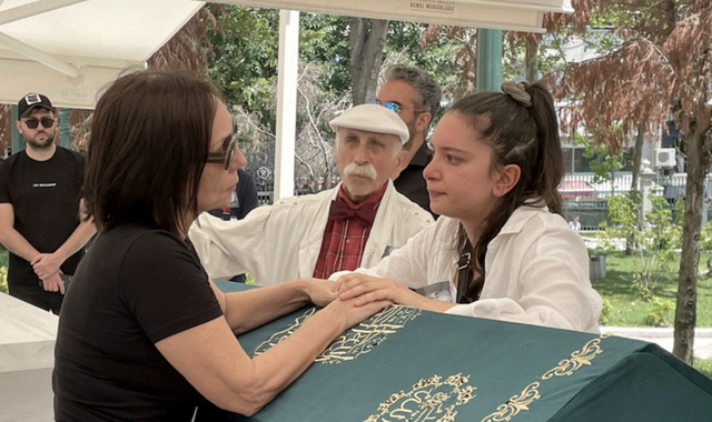 Son yolculuğuna uğurlanan Kurtlar Vadisi'nin Deve Tuncay'ı Osman Wöber'e büyük vefasızlık - Resim : 2