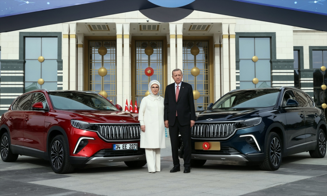 Emine Erdoğan'a teslim edilen Togg'un parasını kim ödedi? Merak edilen soru yanıt buldu - Resim : 1