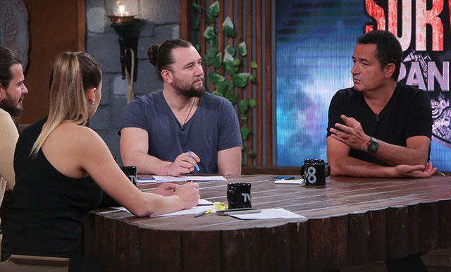 Survivor Sabriye sorusuna Acun Ilıcalı'dan güldüren yanıt: 'Velisi gibi oldum' - Resim : 1