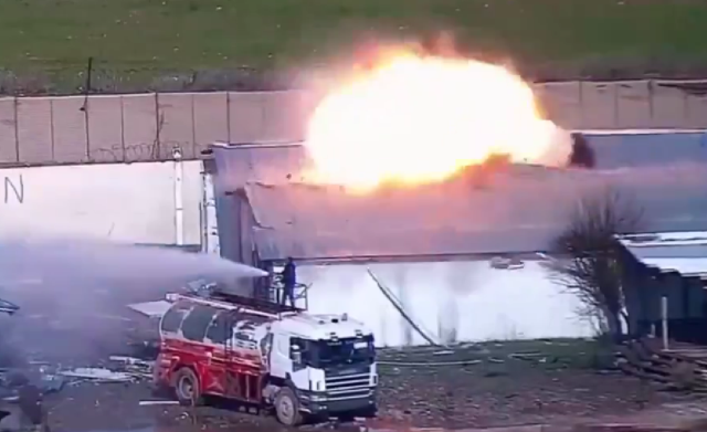 MİT, Fransız şirketin fabrikasını bombaladı - Resim : 2