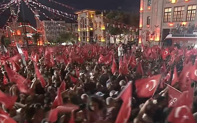 Özel'den Aksaray'da asgari ücret çıkışı! Çeyrek altın hesabı yaptı... - Resim : 2