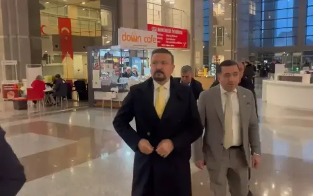 Fenerbahçe Spor Kulübü Başkanı Saadettin Saran adliyeye sevk edildi - Resim : 2