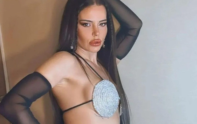Simge Sağın da Gülşen'in giydiği sütyeni giydi, sorduğu soru dikkat çekti! - Resim : 2
