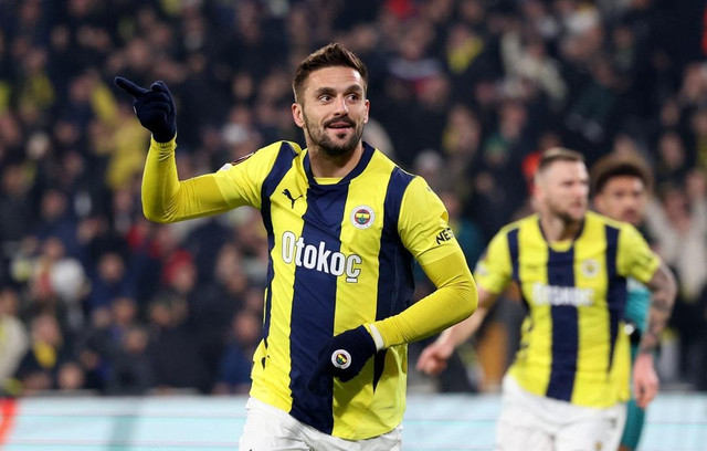Fenerbahçe Kadıköy'de rakibine göz açtırmadı! Tur kapısını araladı... - Resim : 1