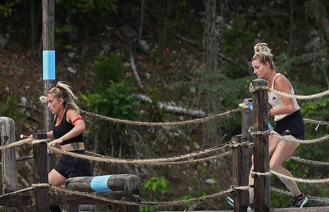 Survivor’da sürgün adasına giden isimden sert tepki! ‘Takım olmayı beceremiyorlar…’ - Resim : 2