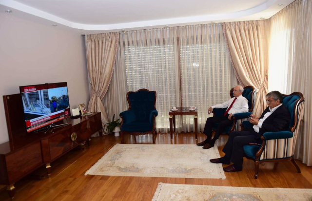 CHP lideri Özgür Özel, 15 Temmuz gecesini anlattı! Kılıçdaroğlu detayı dikkat çekici - Resim : 1