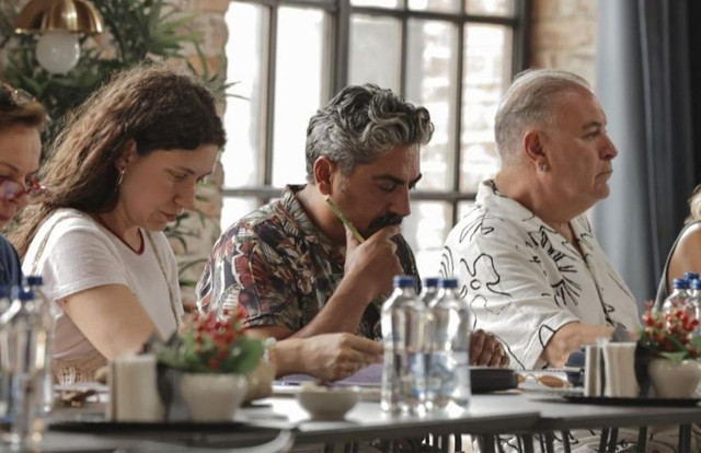 Skandal iddia! Siyah Kalp setinde oyuncular birbirine girdi! O isim üstüne yürüdü ekip ayırdı... - Resim : 2