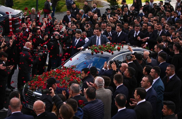 66 gün sonra mesaiye başlayan Bahçeli'ye özel beste! Sözleri dikkat çekici - Resim : 4