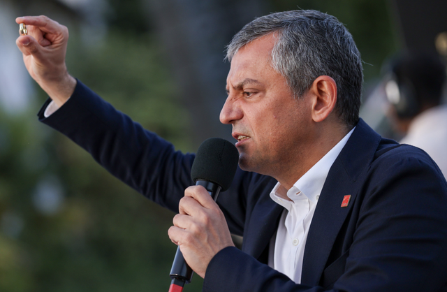 Özgür Özel'den Tekirdağ'da iktidara sert tepki! "Dünün mazlumu bugünün zalimi oldu" - Resim : 1