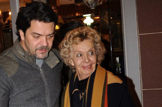 Dudak uçuklatan reklam anlaşması! - Resim : 1