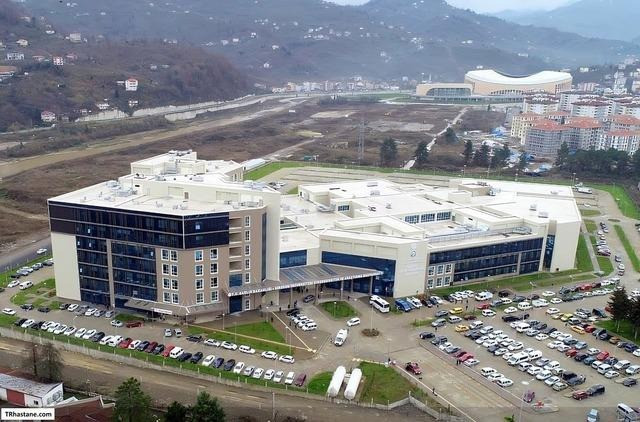 Hastanede sağlıkçıya şiddet! 'Benimle ilgilenmedin' diyen doktor başka bir doktora saldırdı - Resim : 5