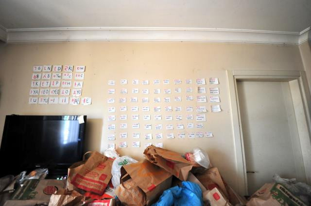 Türkiye bu olayı konuşuyor! 1 yıldır çöp evde esir tutulan çocuğun ilk sözleri - Resim : 4