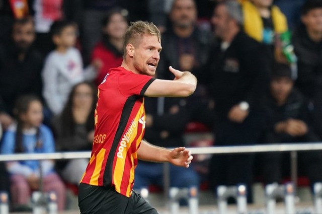 Fenerbahçe, Kayserispor'a gol oldu yağdı - Resim : 4