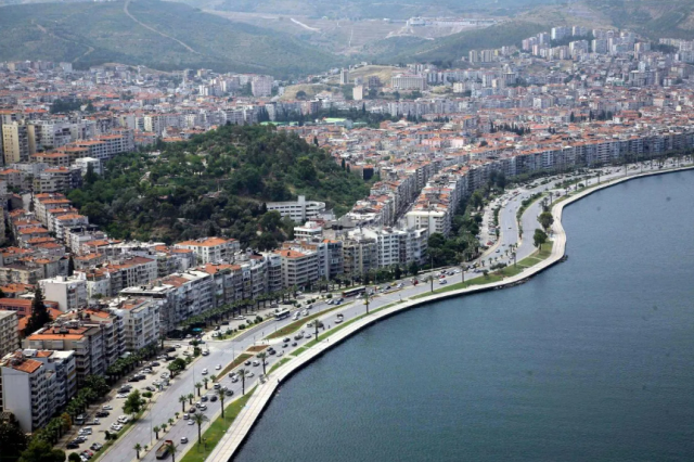 Deprem uzmanından korkutan uyarı: 'Faylar harekete geçti, 24 il ve yüzlerce ilçe risk altında' - Resim : 3