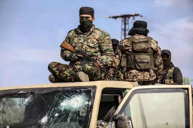 Ahmet Şara'dan Lazkiye'deki olaylar için ilk hamle - Resim : 4