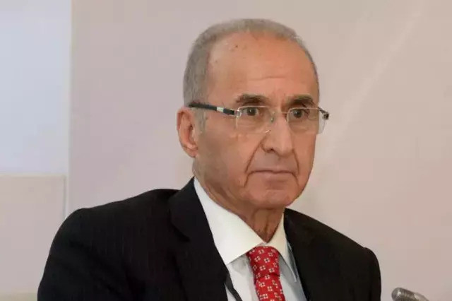 Eski CHP Genel Başkanı hastaneye kaldırıldı! Hikmet Çetin'den korkutan haber - Resim : 1