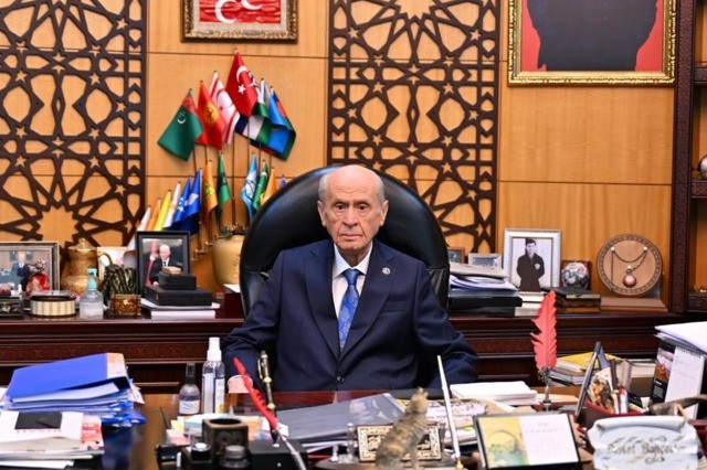 66 gün sonra mesaiye başlayan Bahçeli'ye özel beste! Sözleri dikkat çekici - Resim : 5