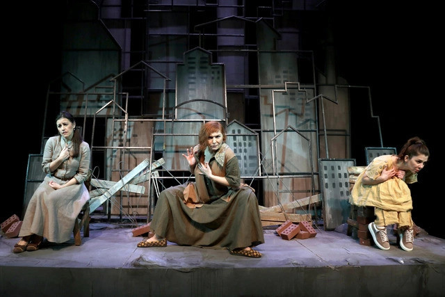 Şehir Tiyatroları, Rasim Öztekin'i unutmadı - Resim : 2