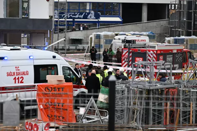 Ankara'da korkunç olay! 30. katta çalışırken aşağı düştüler - Resim : 1