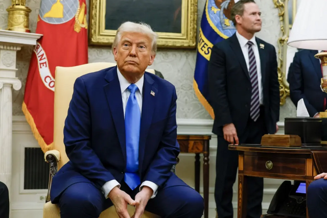 'Signal' skandalına imza atmıştı... ABD'li bürokrat görevden uzaklaştırıldı! - Resim : 1