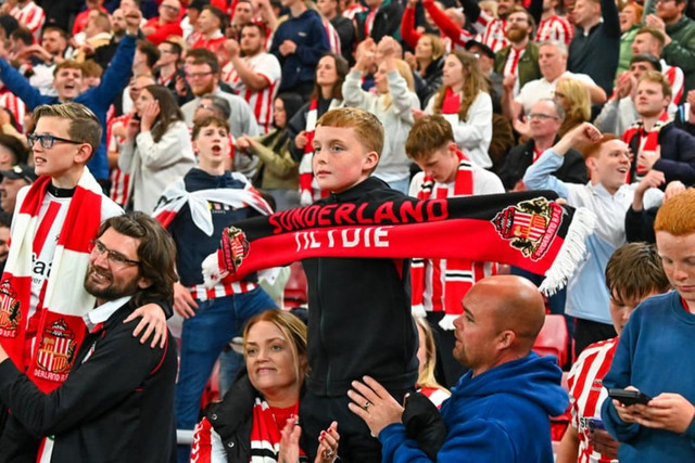 Futbol tarihinde eşi benzeri görülmemiş olay! Gol atamasınlar diye... - Resim : 2
