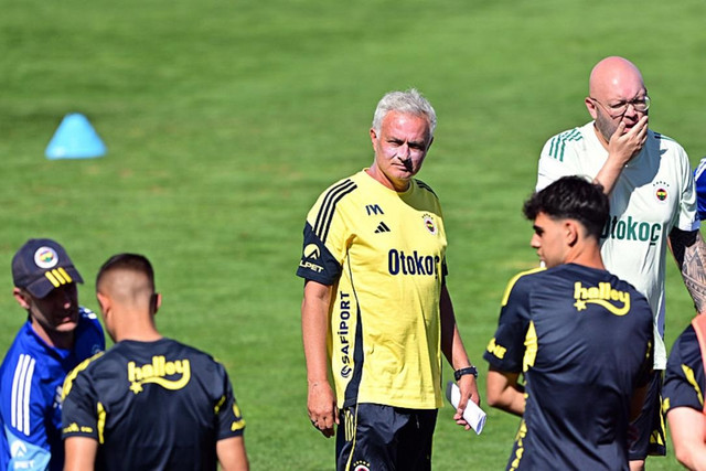 Fenerbahçe sezonu galibiyetle açtı! Kampa moralli bir başlangıç - Resim : 1