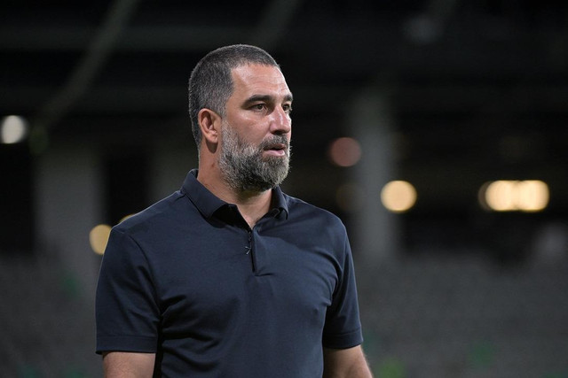 Beşiktaş'ın UEFA Avrupa Ligi hayalleri suya düştü!  Arda Turan’dan kritik zafer - Resim : 1