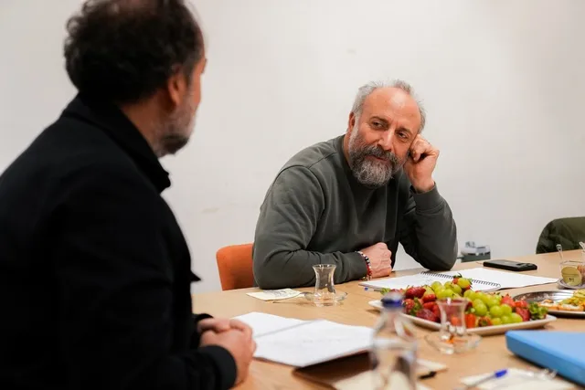 Halit Ergenç ve Meryem Uzerli 15 yıl sonra bir arada! - Resim : 1