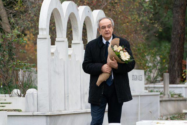 Camdaki Kız’da büyük ihanet ortaya çıktı! Nalan yakaladı… - Resim : 1