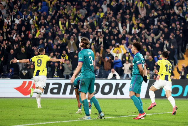 Fenerbahçe Kadıköy'de rakibine göz açtırmadı! Tur kapısını araladı... - Resim : 2
