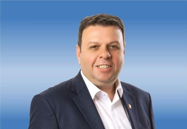 Özgür Özel'in ABD'den döner dönmez ilk işi o milletvekilinin istifasını istemek oldu! - Resim : 1