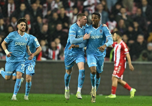 Trabzonspor, Samsunspor'a kaybetti - Resim : 3