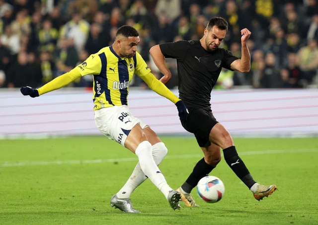 Fenerbahçe En-Nesyri ile kazandı! Sarı-Lacivertliler Hatayspor engelini kayıpsız geçti - Resim : 1