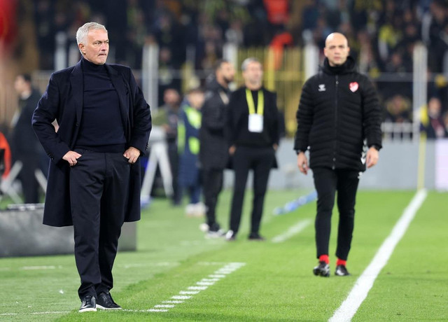 Fenerbahçe En-Nesyri ile kazandı! Sarı-Lacivertliler Hatayspor engelini kayıpsız geçti - Resim : 6