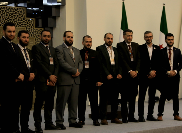 Suriye'de Cumhurbaşkanı Şara'nın ilk kabinesi açıklandı! Dikkat çeken isimler var - Resim : 2