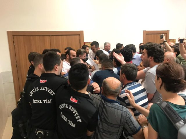 Çorlu'daki tren kazası davasında arbede! Mahkeme heyeti davadan çekildi! - Resim : 2