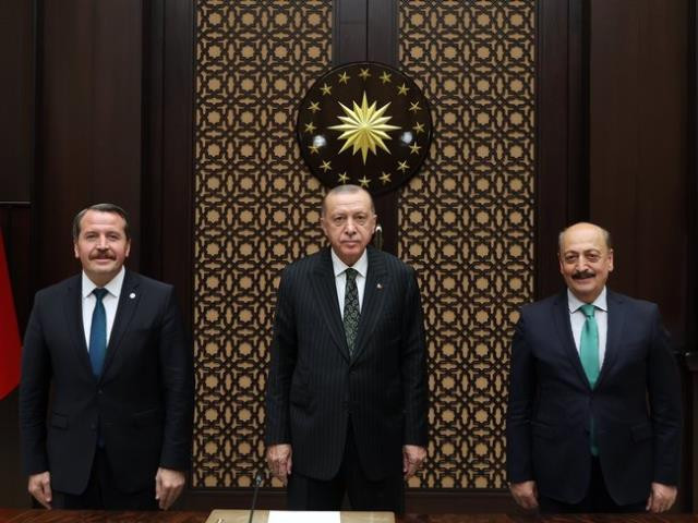 Cumhurbaşkanı Erdoğan'dan memurlar için 3600 ek gösterge talimatı - Resim : 1