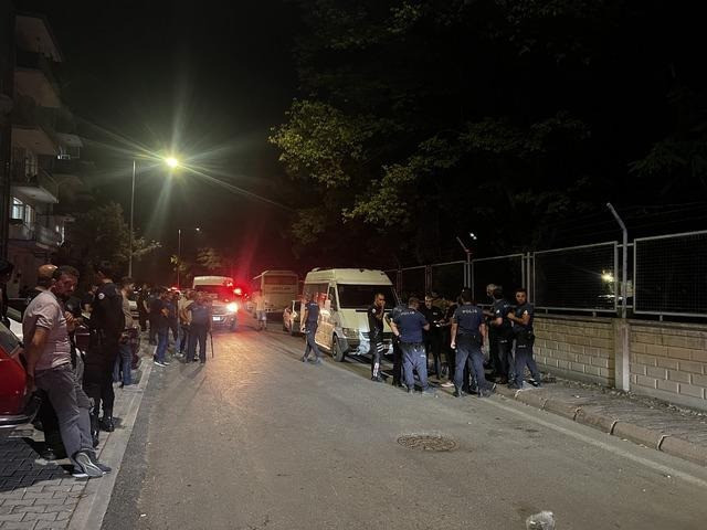 Dünürlerin kavgası kanlı bitti! Bıçak ve sopalarla saldırdılar: Çok sayıda yaralı var - Resim : 3