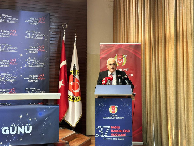 TGC Basın Özgürlüğü Ödülleri sahiplerini buldu! Altaylı’nın ödülünü kızı aldı - Resim : 5