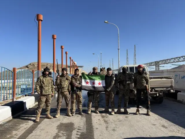 Herkes Şara'yı konuşuyor ama...İşte Suriye'de PKK'yı silen adam! - Resim : 4