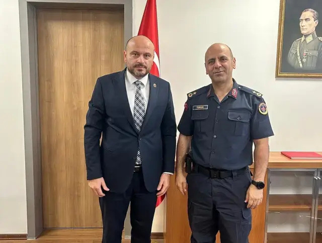 Adnan Oktar'a yemek sipariş eden jandarma komutanı görevden alındı - Resim : 1