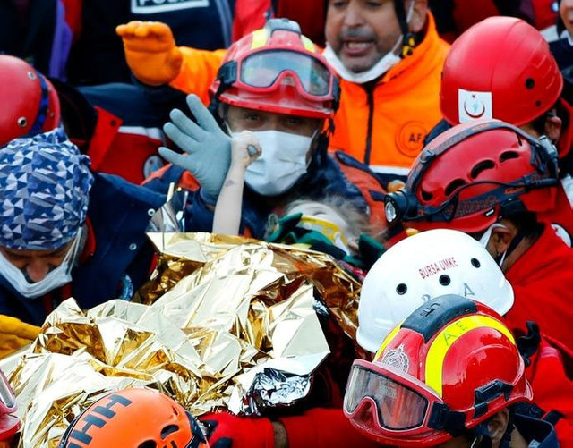Depremzede Elif’in görselini kullanmıştı! Ünlü şarkıcı Gökhan Türkmen'e suç duyurusu şoku - Resim : 1