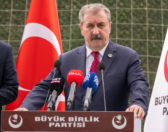 Başak Demirtaş'la ilgili çirkin paylaşıma Mustafa Destici'den tepki - Resim : 3