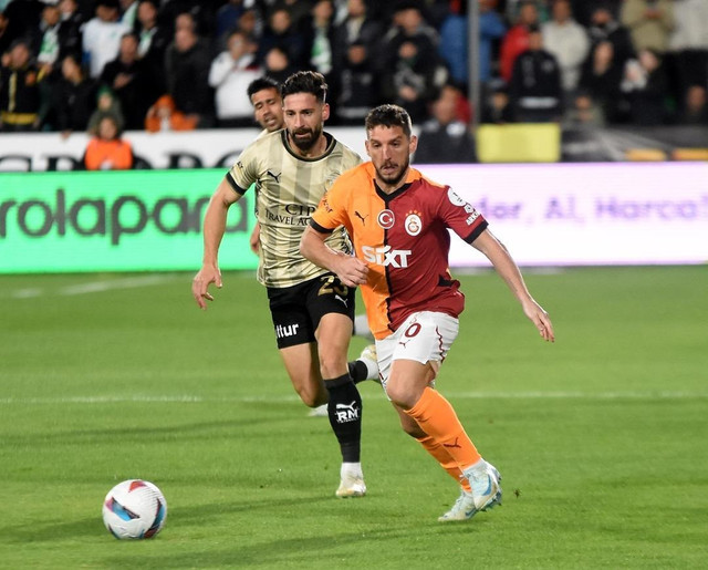 Galatasaray üç puanı Batshuayi ile aldı! Bodrum FK'yı 1-0 mağlup ederek serisine devam etti - Resim : 1