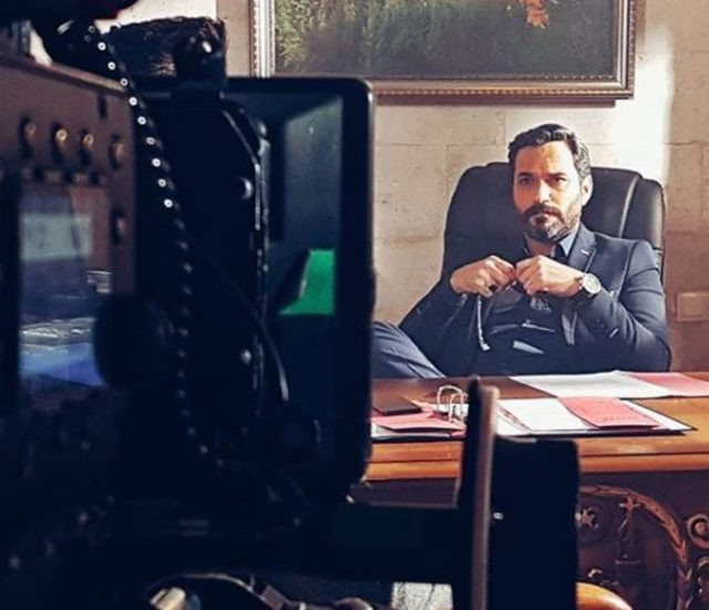 Hercai'nin ünlü oyuncusu ateş püskürdü! - Resim : 1