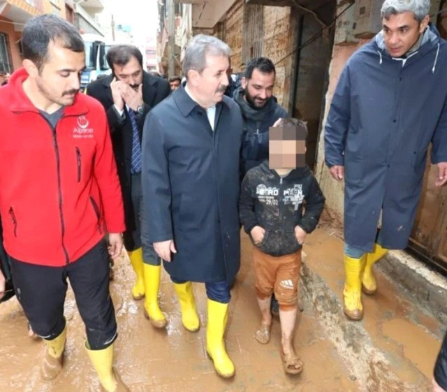 O fotoğrafı tepki çekmişti.. BBP liderinden yeni paylaşım - Resim : 1