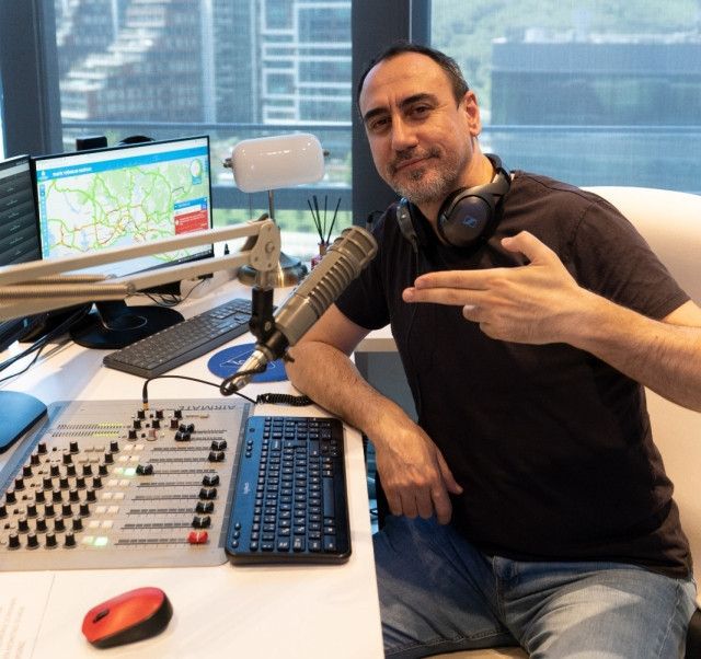 Deneyimli radyocunun yeni adresi neresi oldu? - Resim : 1